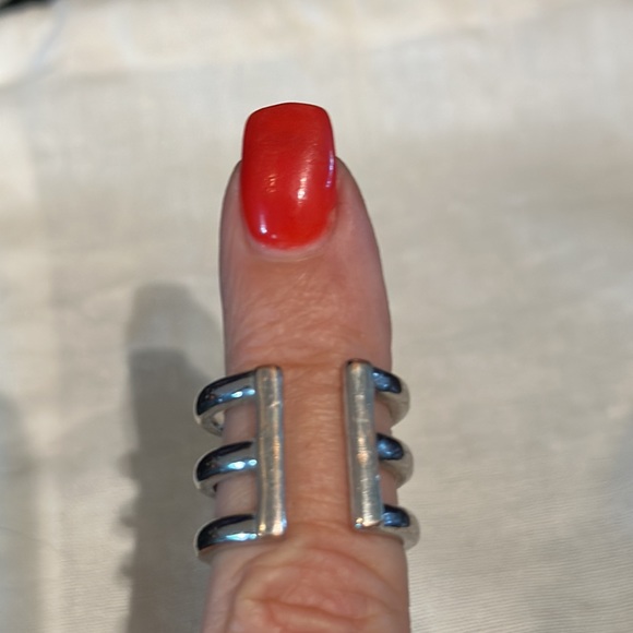 Ann Taylor Silver-tone Three Layer Ring Size 6 - Picture 5 of 5